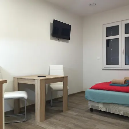 Nana's City Break Studios ليوبليانا